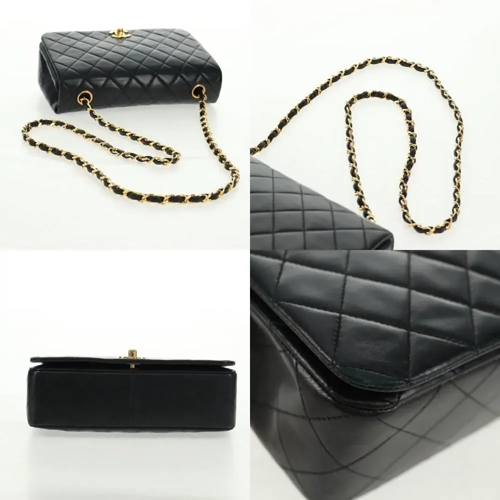 Chanel Matelasse Chain Shoulder Bag - Picture 4 of 8